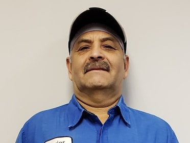 Staff member Javier Hernandez from ID_2af06ba54b7a