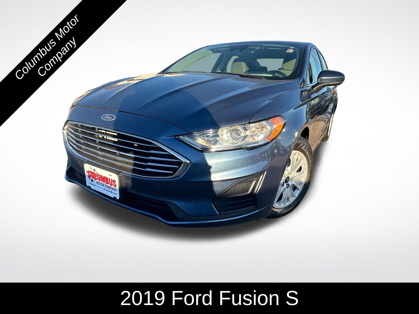 2019 Ford Fusion S's photo