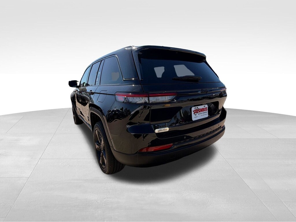 Used 2025 Jeep Grand Cherokee Altitude X SUV