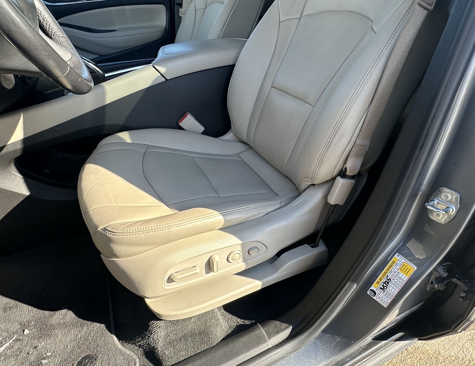 2021 Buick Enclave Premium - Photo 13