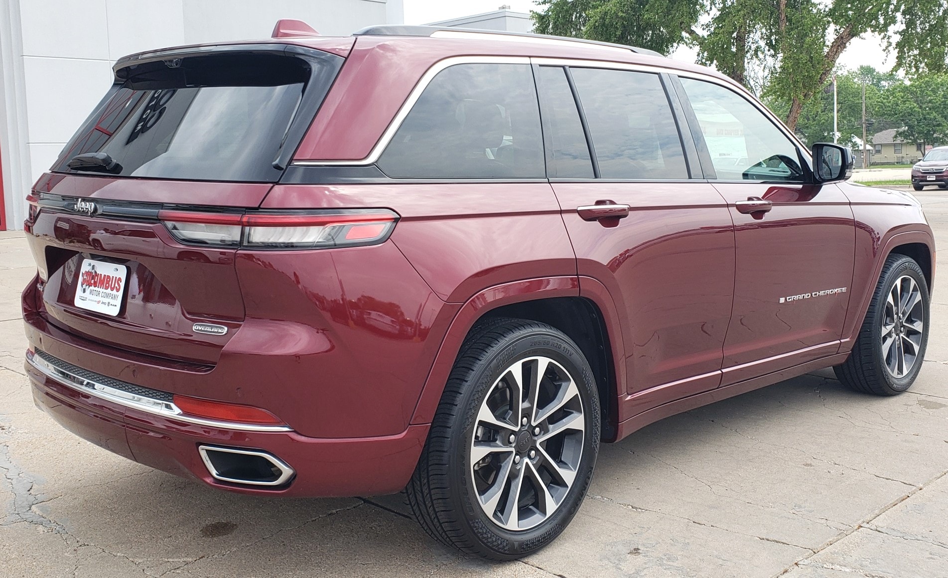 Used 2022 Jeep Grand Cherokee Overland with VIN 1C4RJHDG2N8557074 for sale in Columbus, NE