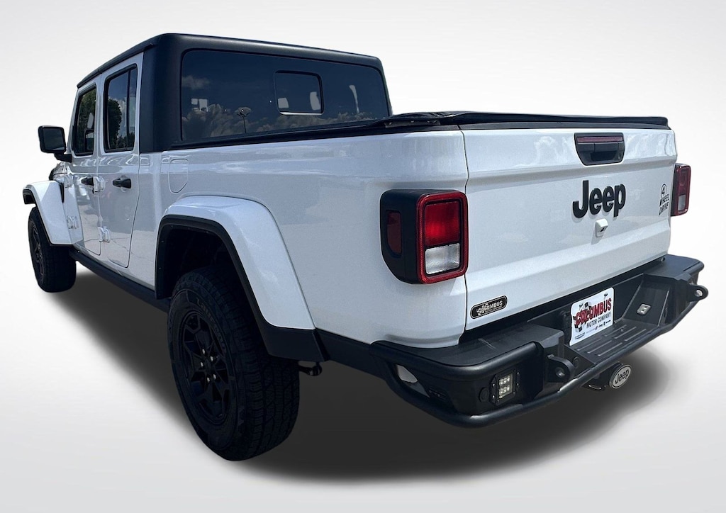 Used 2022 Jeep Gladiator Willys Truck