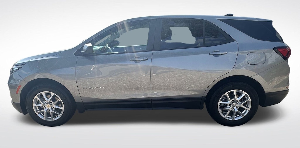 Used 2024 Chevrolet Equinox LS SUV