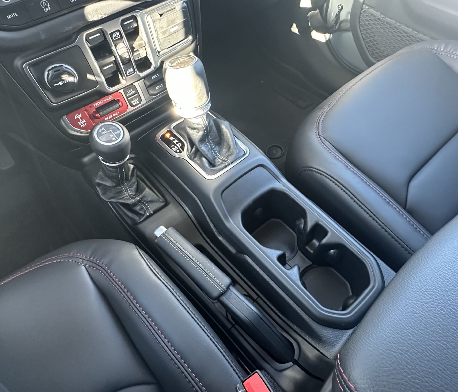 2026 Jeep Gladiator Rubicon - Photo 15