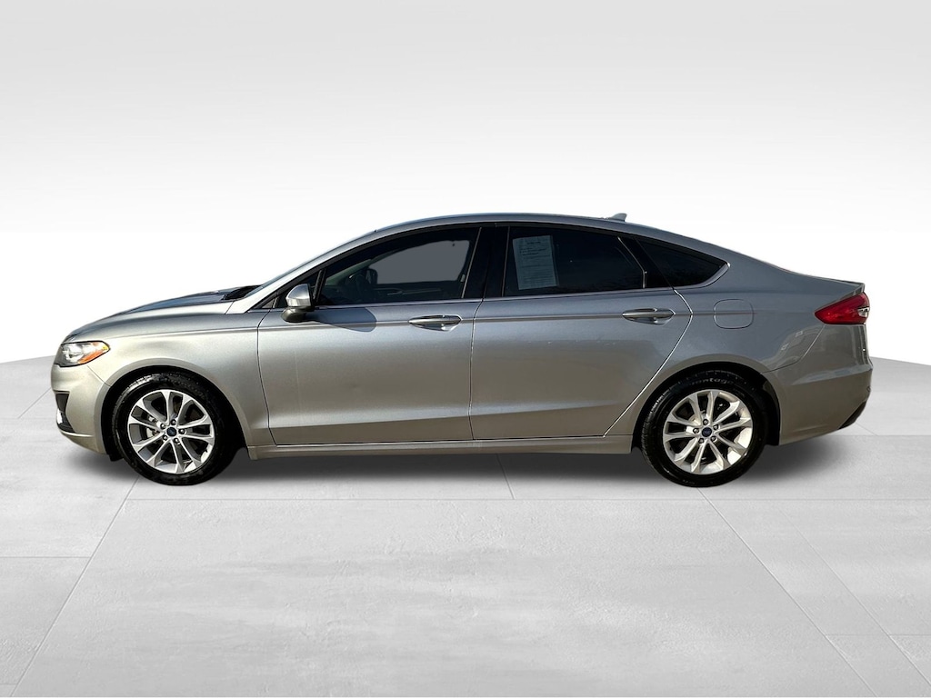Used 2020 Ford Fusion SE Sedan