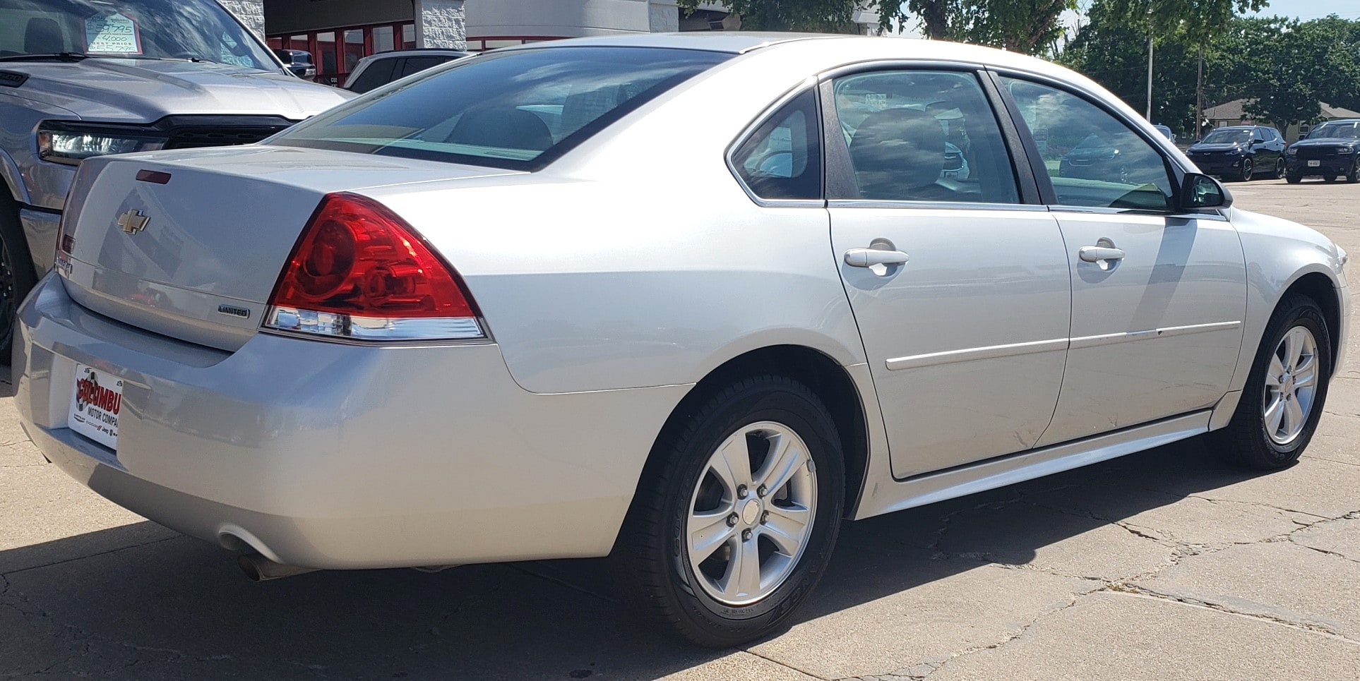 Used 2014 Chevrolet Impala 1FL with VIN 2G1WA5E39E1176766 for sale in Columbus, NE