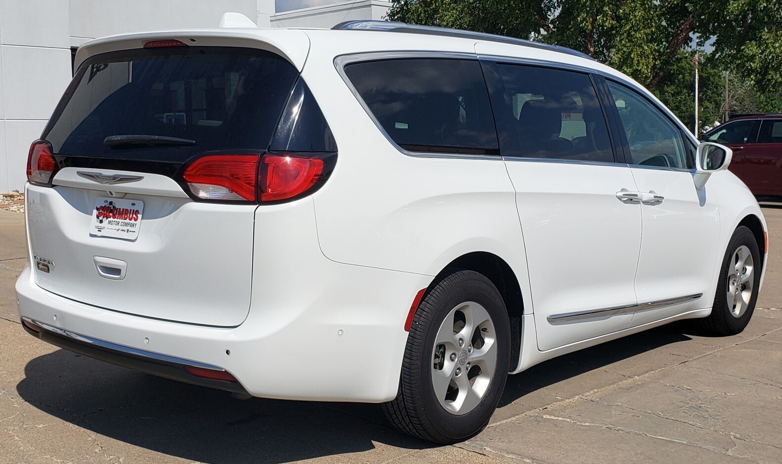 Used 2017 Chrysler Pacifica Touring-L Plus with VIN 2C4RC1EG4HR534405 for sale in Columbus, NE