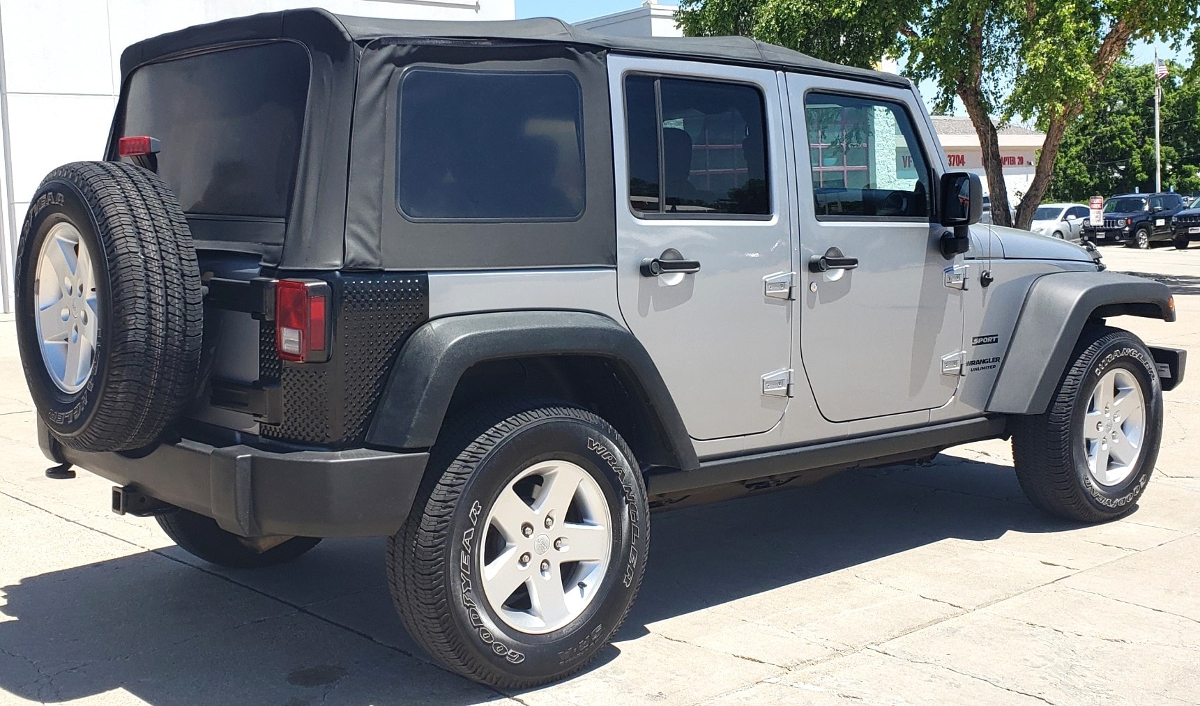 Used 2013 Jeep Wrangler Unlimited Sport with VIN 1C4BJWDGXDL703108 for sale in Columbus, NE