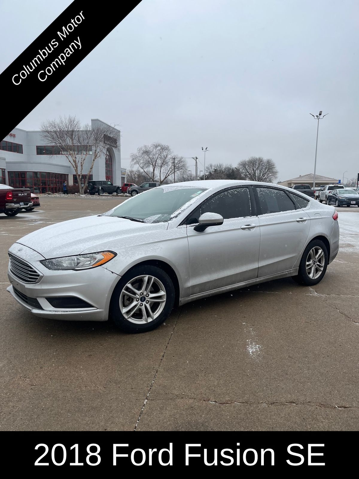 2018 Ford Fusion SE's photo