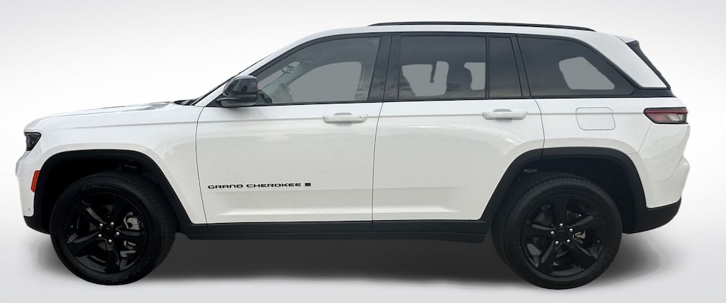 Used 2023 Jeep Grand Cherokee Limited SUV