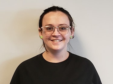 Staff member Maria Mlady from ID_1cec949b3aa4