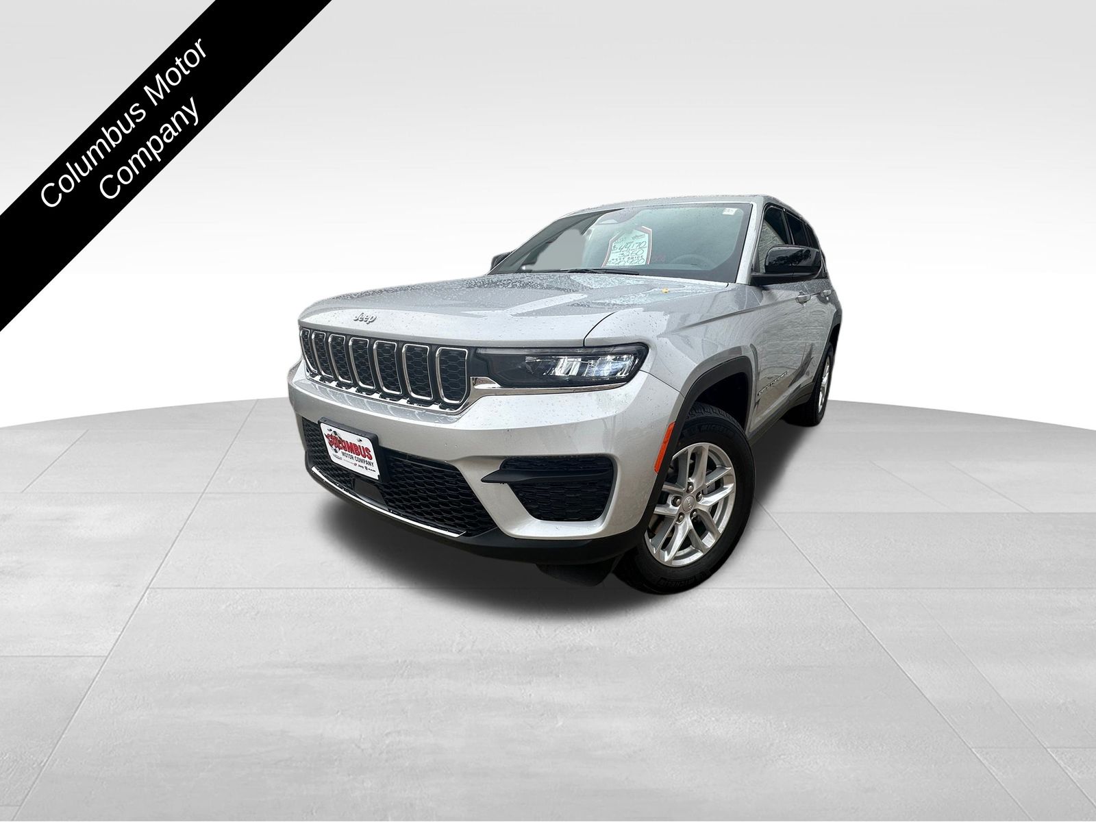 2025 Jeep Grand Cherokee Laredo's photo