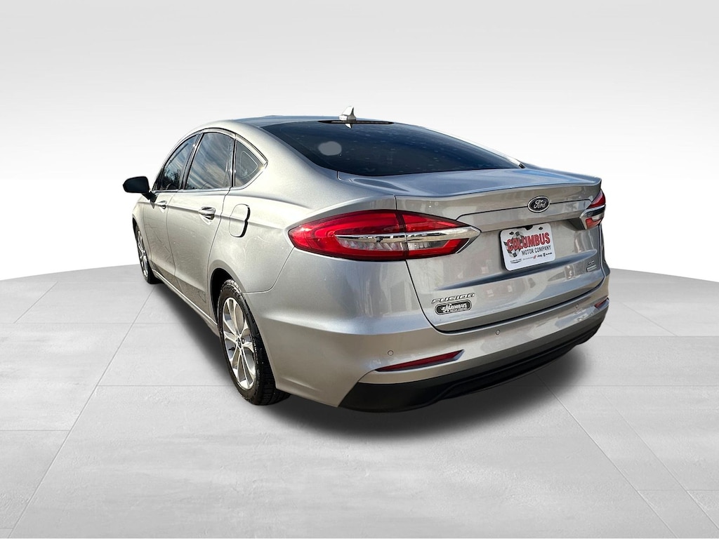 Used 2020 Ford Fusion SE Sedan