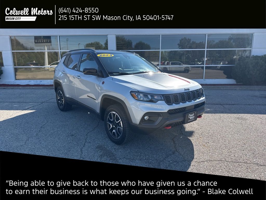 2024 Jeep Compass Trailhawk's photo