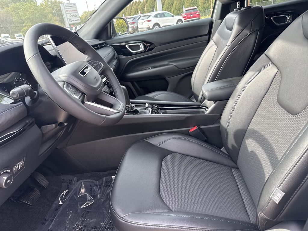 2026 Jeep Compass Altitude - Photo 7