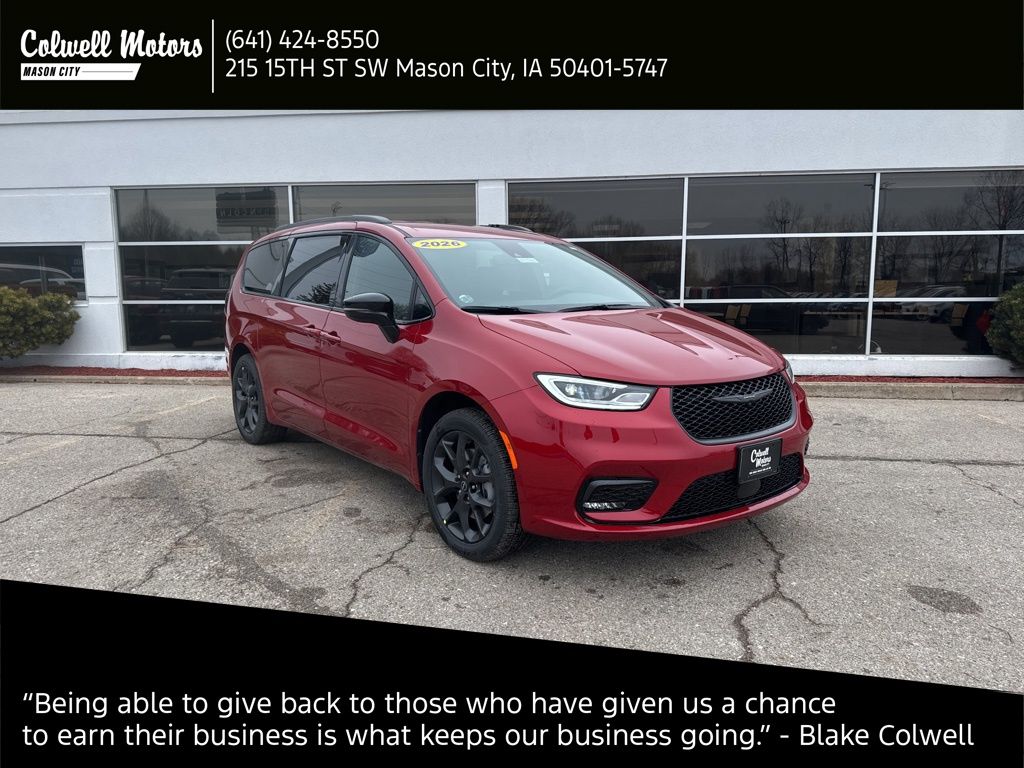 2026 Chrysler Pacifica Select AWD's photo
