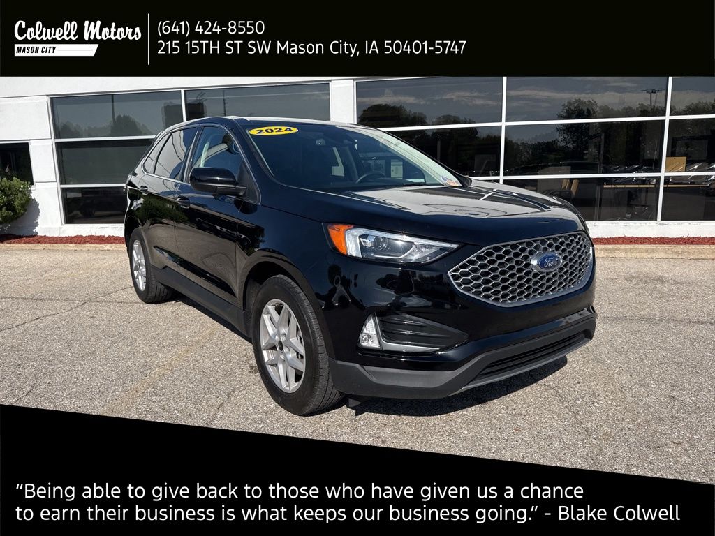 2024 Ford Edge SEL AWD's photo