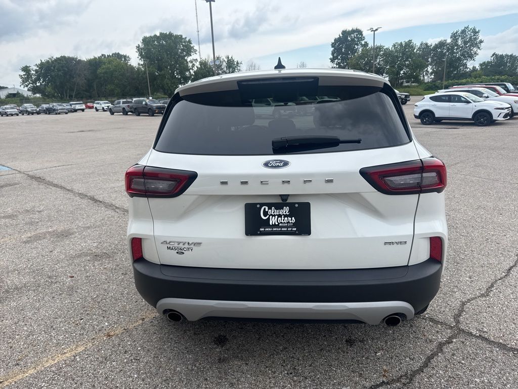 2023 Ford Escape Active photo 3