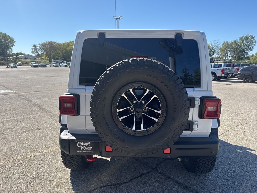 New 2026 Jeep Wrangler 4-DOOR RUBICON X Sport Utility