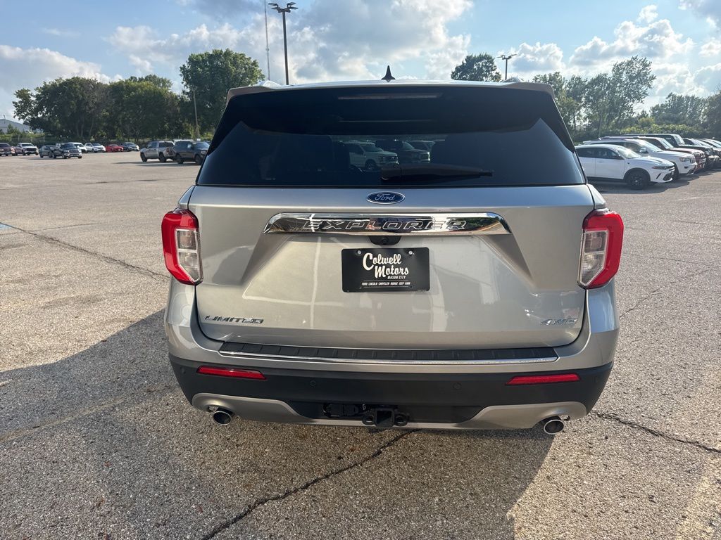 2023 Ford Explorer Limited photo 2