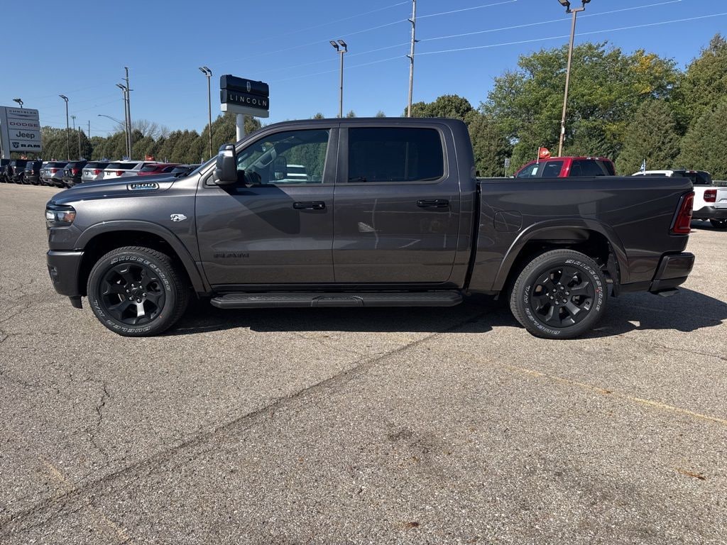 New 2026 Ram 1500 BIG HORN CREW CAB 4X4 5'7 BOX Pickup
