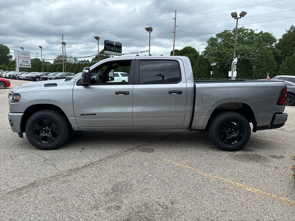 2025 Ram 1500 Tradesman photo 4