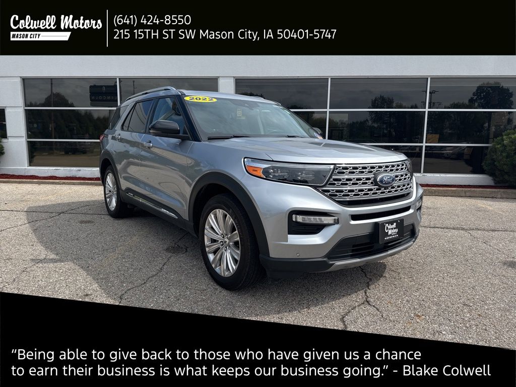 2022 Ford Explorer Limited's photo