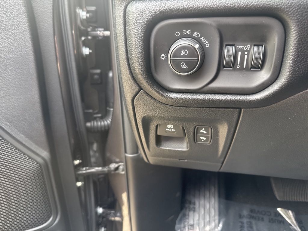 2026 RAM 1500 Big Horn/Lone Star - Photo 10