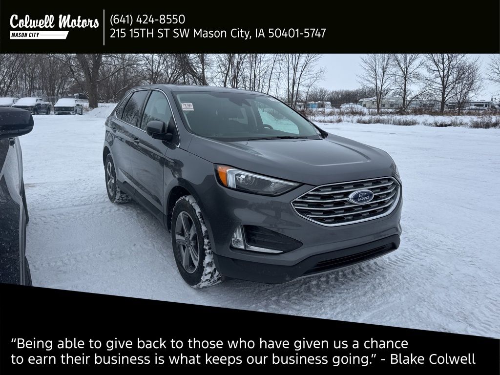 2022 Ford Edge SEL's photo