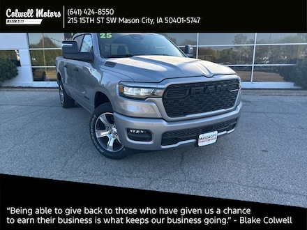 2025 Ram 1500 TRADESMAN CREW CAB 4X4 5'7 BOX Pickup