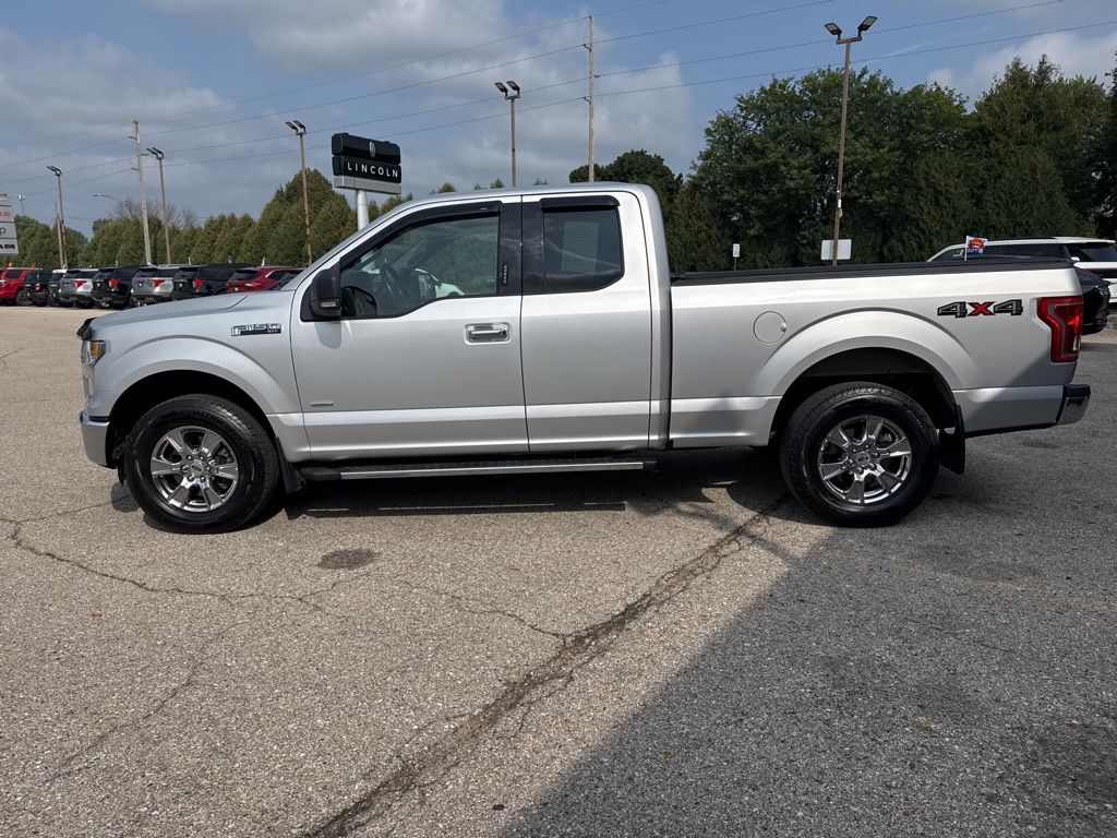 2016 Ford F-150 XLT photo 3
