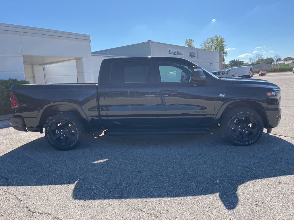 New 2026 Ram 1500 BIG HORN CREW CAB 4X4 5'7 BOX Pickup