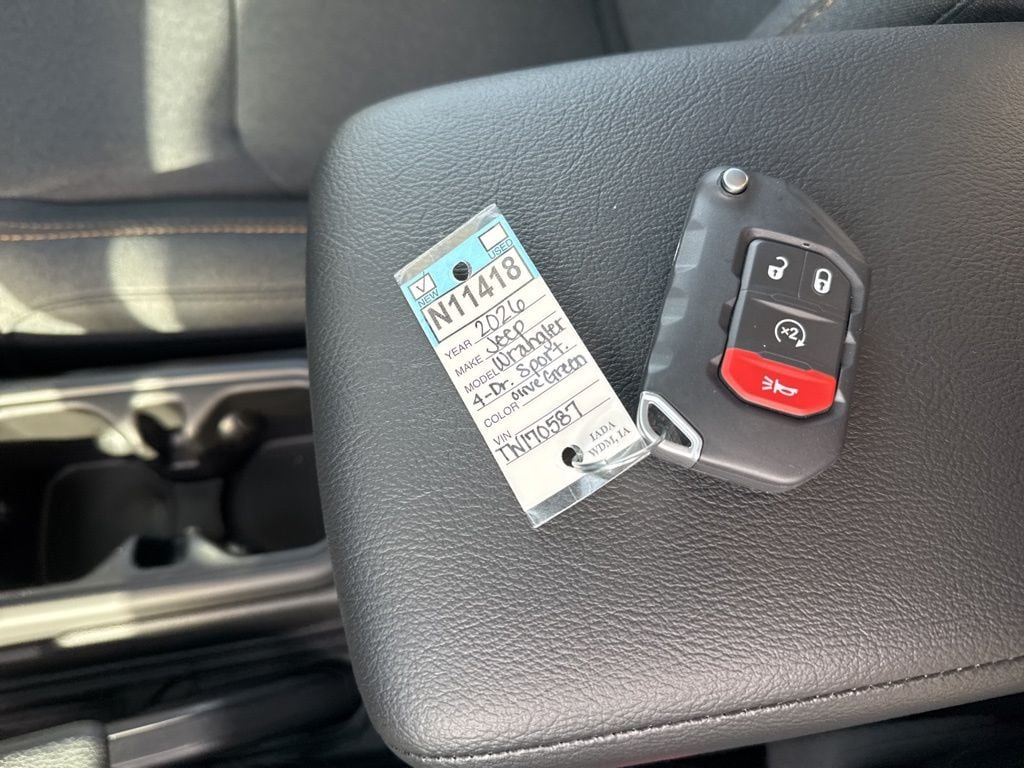 2026 Jeep Wrangler 4-Door Willys - Photo 25