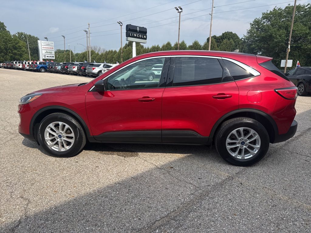 2022 Ford Escape SE photo 4
