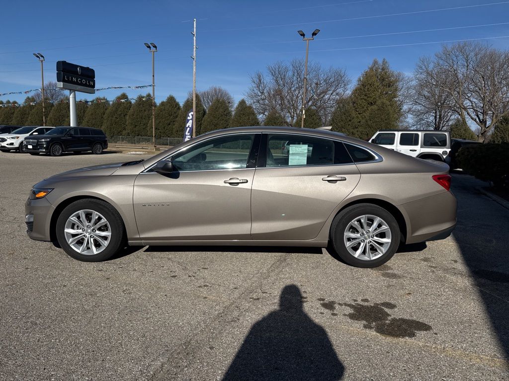 2024 Chevrolet Malibu 1LT photo 4