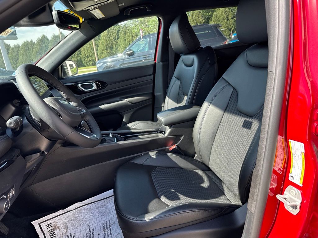 2026 Jeep Compass Latitude Altitude - Photo 10
