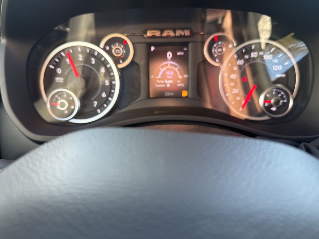 2026 RAM 3500 Big Horn - Photo 13