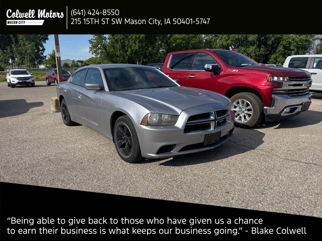 2014 Dodge Charger SE's photo