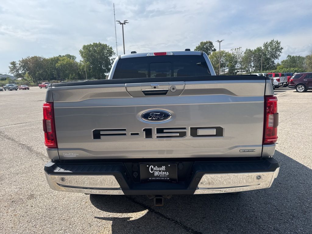 2021 Ford F-150 XLT photo 3