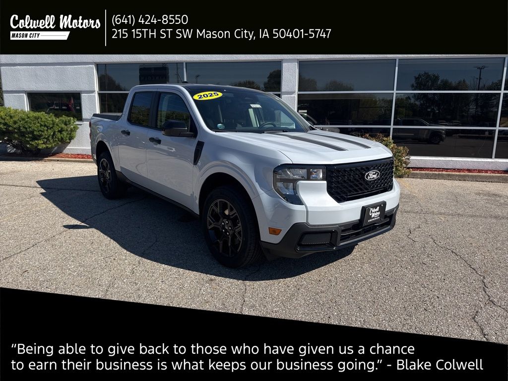 2025 Ford Maverick XLT's photo