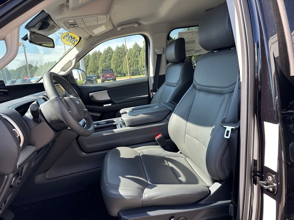 2026 Ford Expedition MAX Active - Photo 10