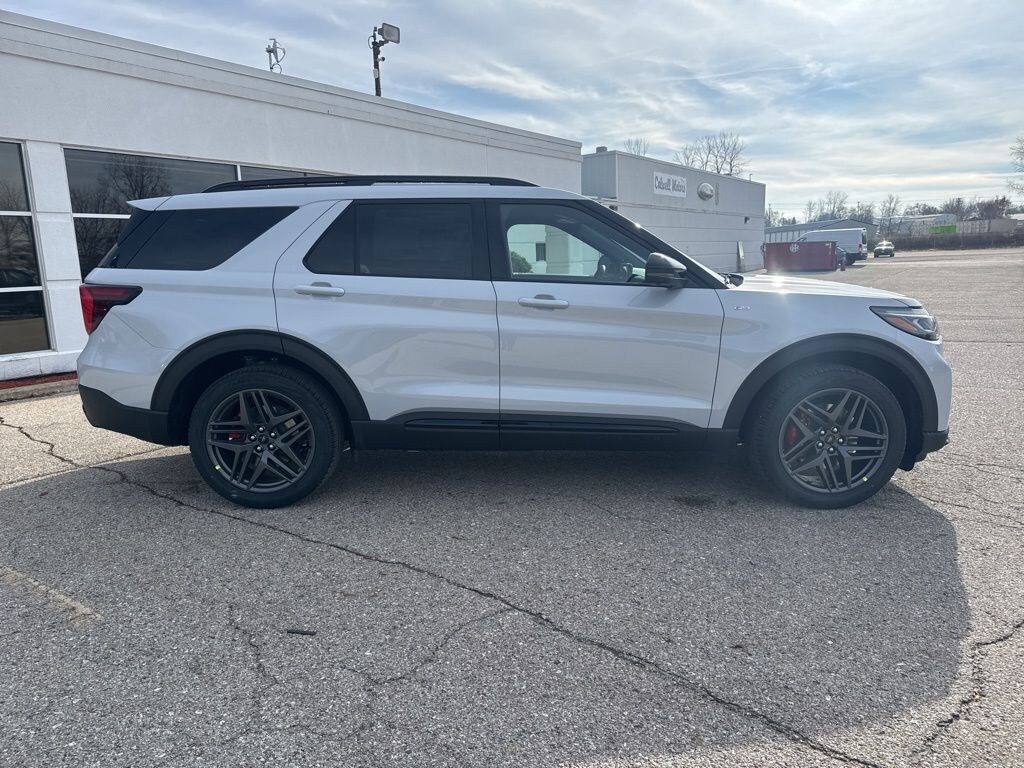 New 2026 Ford Explorer ST-Line SUV