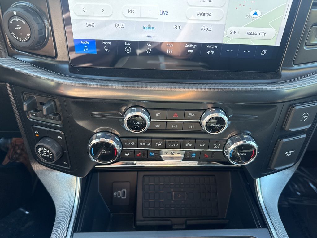 2025 Ford F-150 Platinum - Photo 16