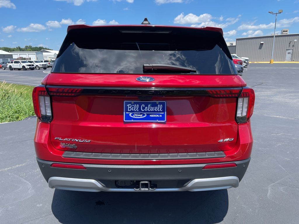 2025 Ford Explorer Platinum photo 4