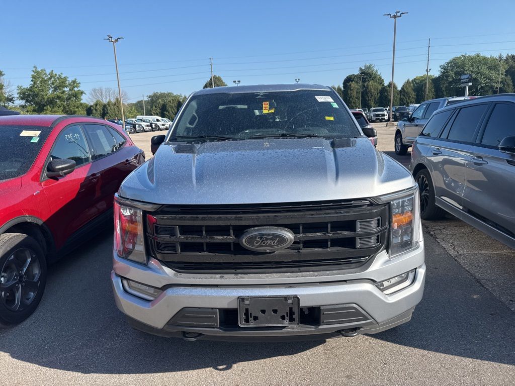 2023 Ford F-150 XLT photo 2