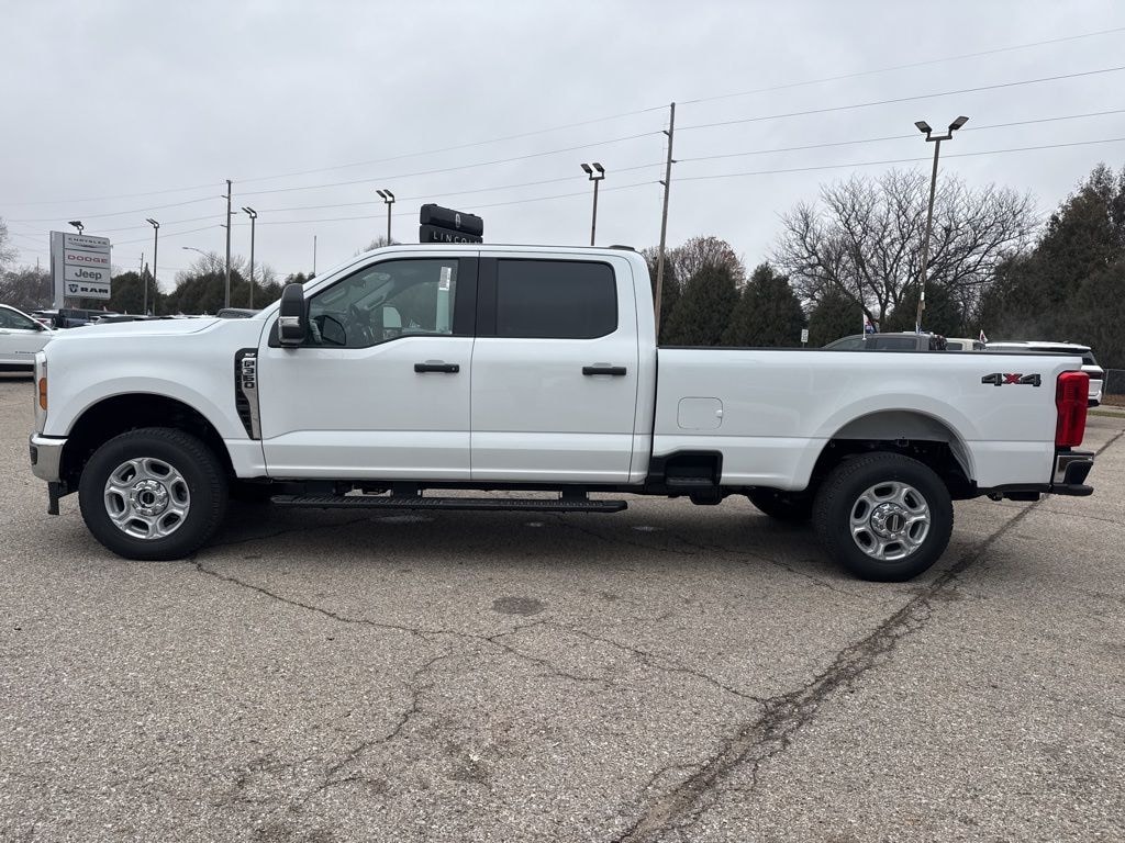 New 2026 Ford F-350 Truck Crew Cab