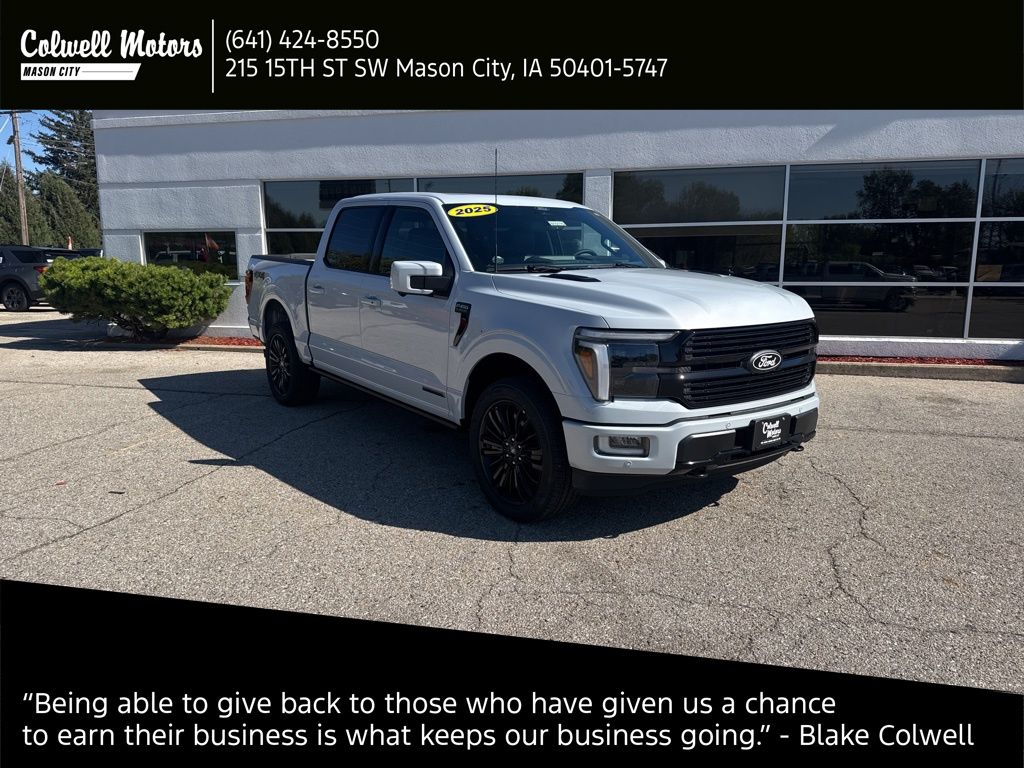2025 Ford F-150 Platinum's photo