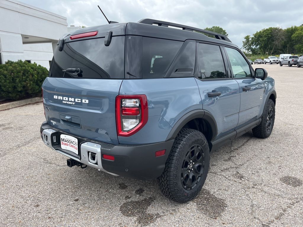 2025 Ford Bronco Sport Outer Banks photo 3