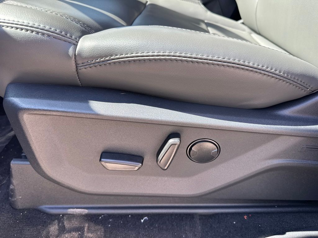 2026 Ford Expedition MAX Active - Photo 11