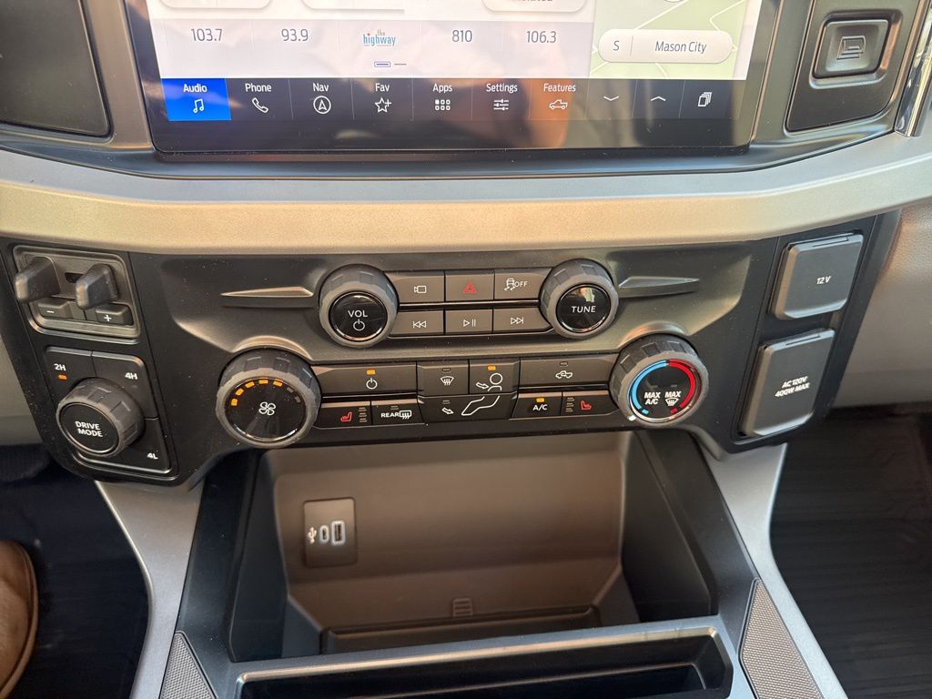 2026 Ford F-350 Super Duty XLT - Photo 16